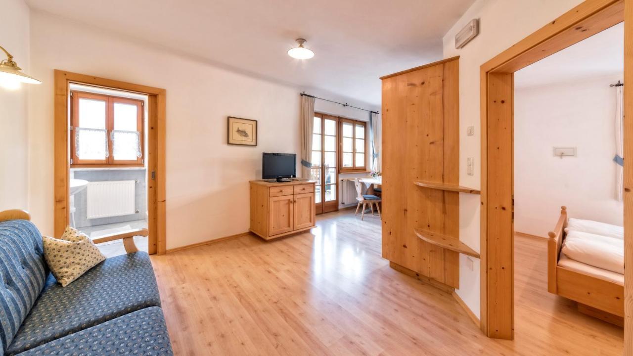 Villa Hofer Am Bach à Lagundo Extérieur photo